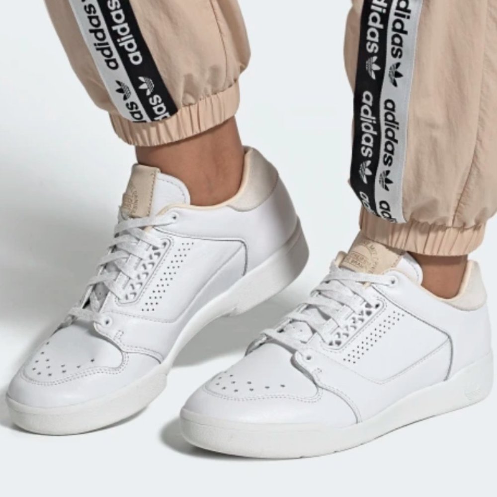 ADIDAS SLAMCOURT WHITE SNEAKERS WOMENS 7.5